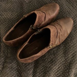 Bare Trap Booties Brown